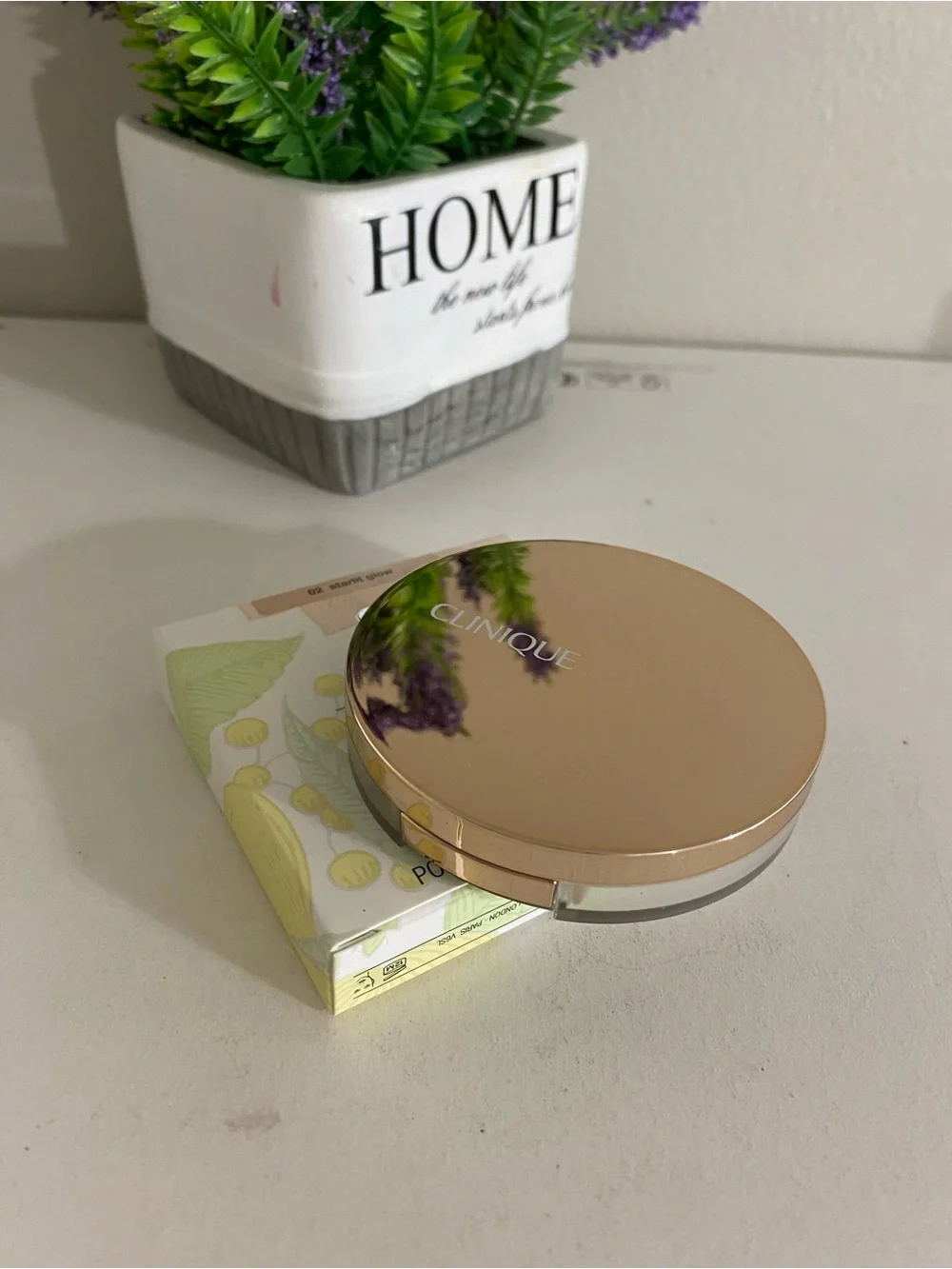 02 Starlit Glow, Clinique True Highlight Weightless Illuminator, Full Size, 8 g